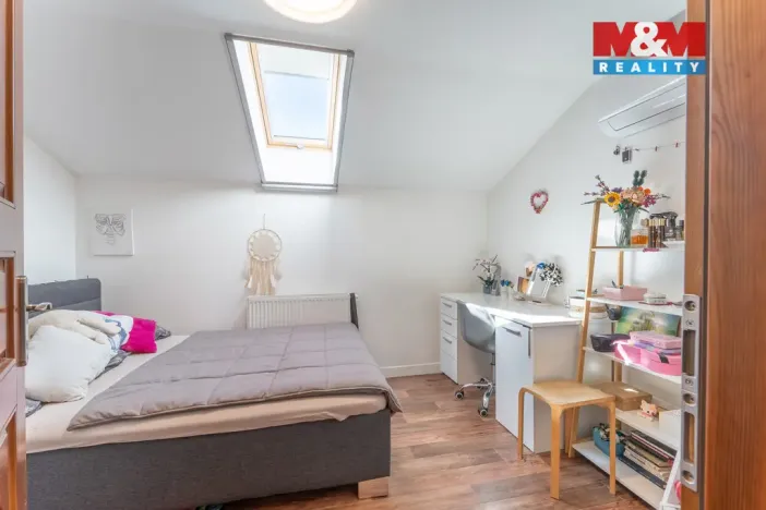 Prodej rodinného domu, Suchdol, 390 m2