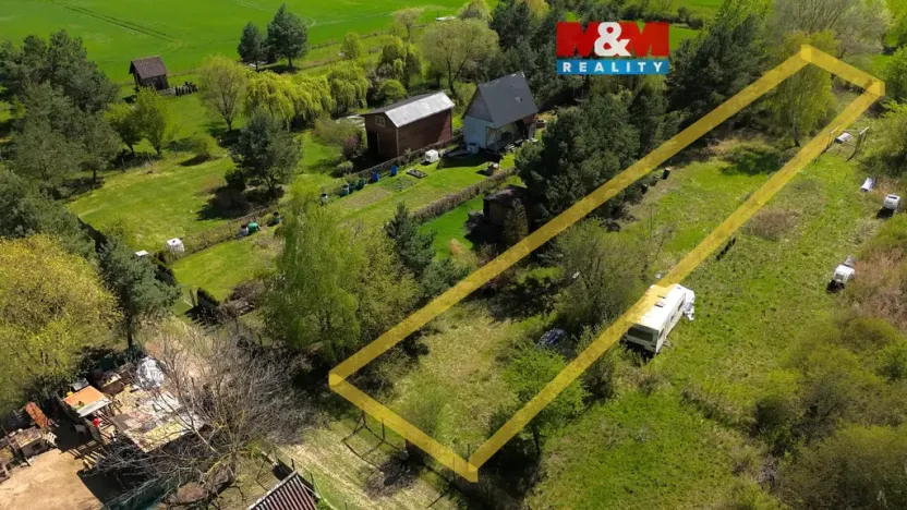 Prodej zahrady, Louny, 976 m2