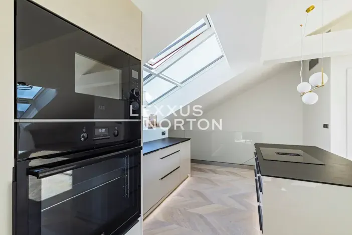 Pronájem bytu 4+kk, Praha - Vinohrady, Šafaříkova, 119 m2