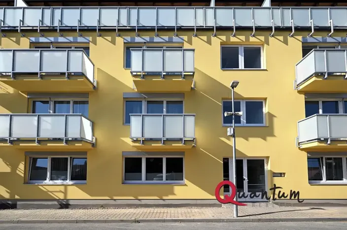 Pronájem bytu 2+kk, Jesenice, Sluneční, 66 m2