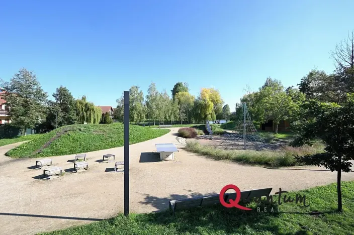 Pronájem bytu 2+kk, Jesenice, Sluneční, 66 m2