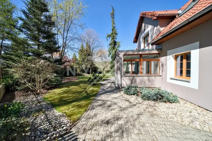 Prodej rodinného domu, Týnec nad Sázavou, Sad přátelství, 172 m2