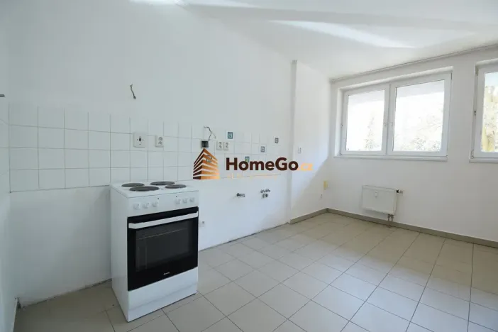 Pronájem bytu 1+kk, Praha - Troja, K Haltýři, 54 m2