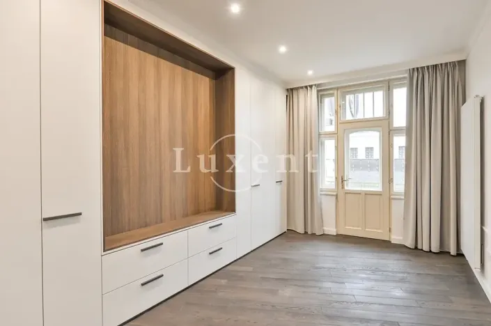 Pronájem bytu 4+kk, Praha - Vinohrady, Laubova, 167 m2
