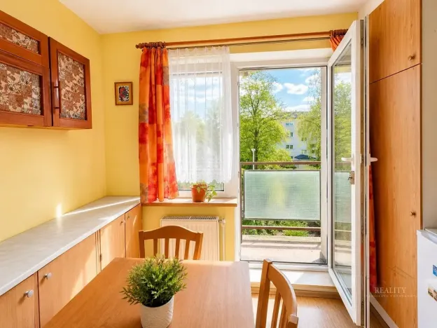 Pronájem bytu 1+1, Luštěnice - Zelená, 31 m2