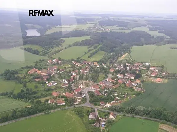 Prodej pozemku pro bydlení, Čerňovice, 2501 m2