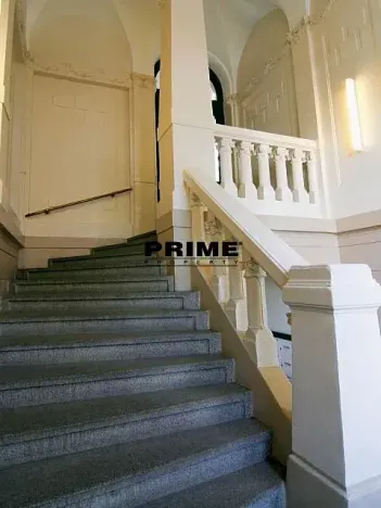 Pronájem bytu 3+1, Praha - Bubeneč, U akademie, 130 m2