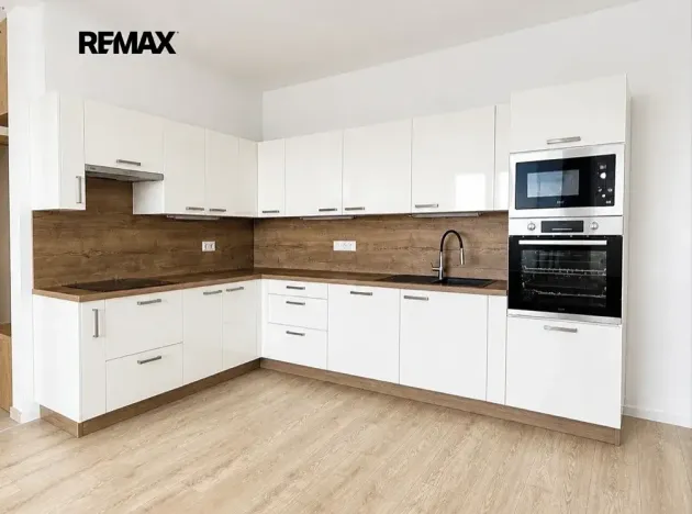 Pronájem bytu 2+kk, Plzeň, U Borského parku, 51 m2