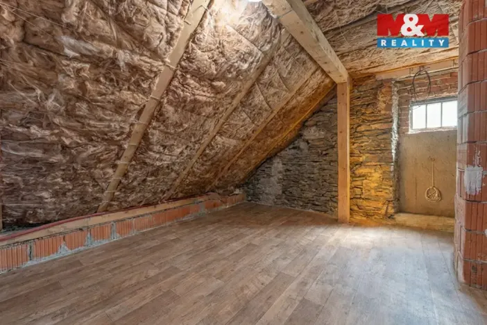 Prodej restaurace, Suchdol, 390 m2