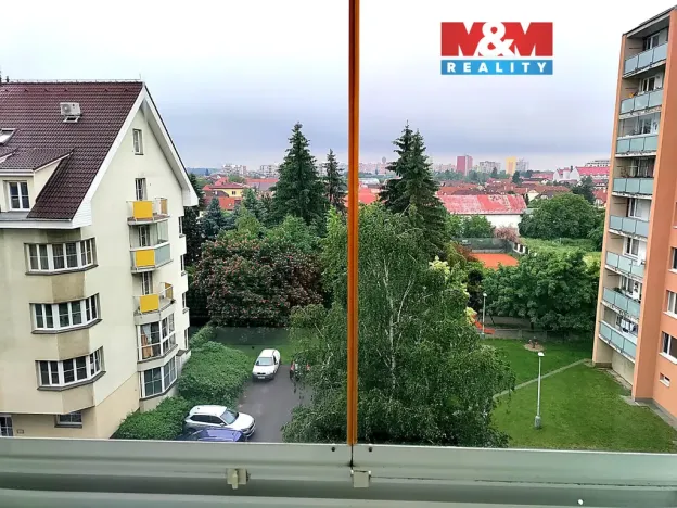 Pronájem bytu 3+1, Praha - Libuš, V rohu, 82 m2