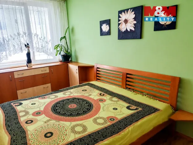 Pronájem bytu 3+1, Praha - Libuš, V rohu, 82 m2