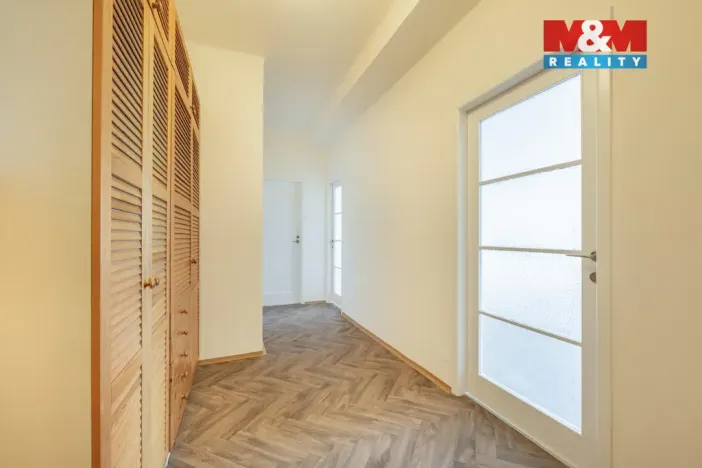Pronájem bytu 2+kk, Praha - Holešovice, Bubenská, 62 m2