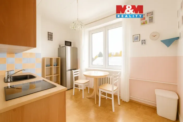 Prodej bytu 2+1, Bukovany, 57 m2