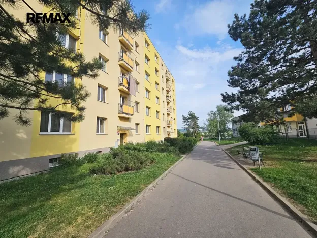 Pronájem bytu 2+1, Praha - Radotín, Sídliště, 50 m2