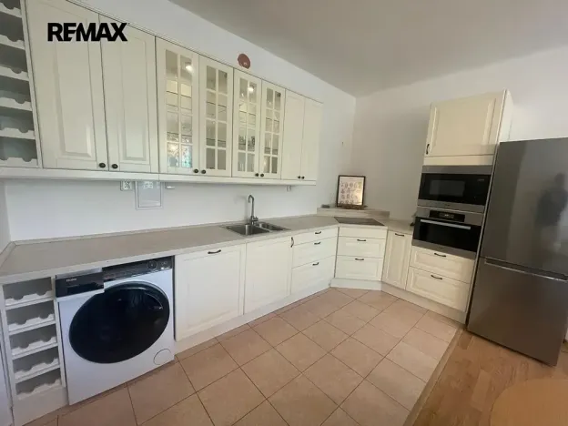 Pronájem bytu 2+kk, Praha - Žižkov, U kněžské louky, 50 m2