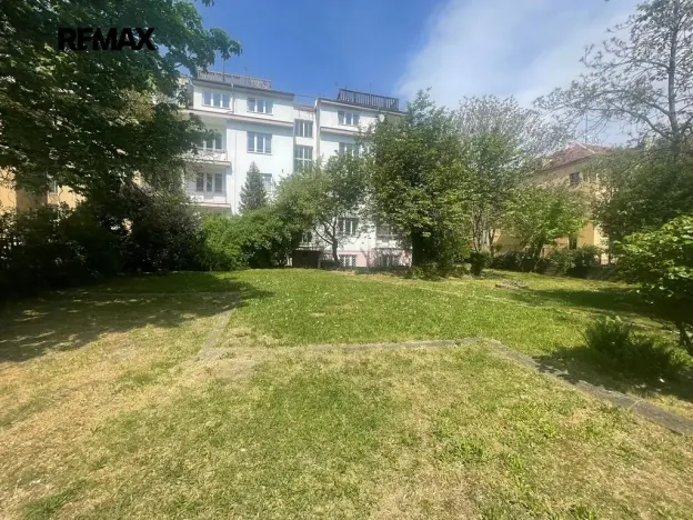 Pronájem bytu 2+kk, Praha - Žižkov, U kněžské louky, 50 m2