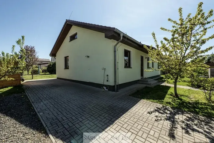 Prodej rodinného domu, Jesenice, Ostružinová, 119 m2
