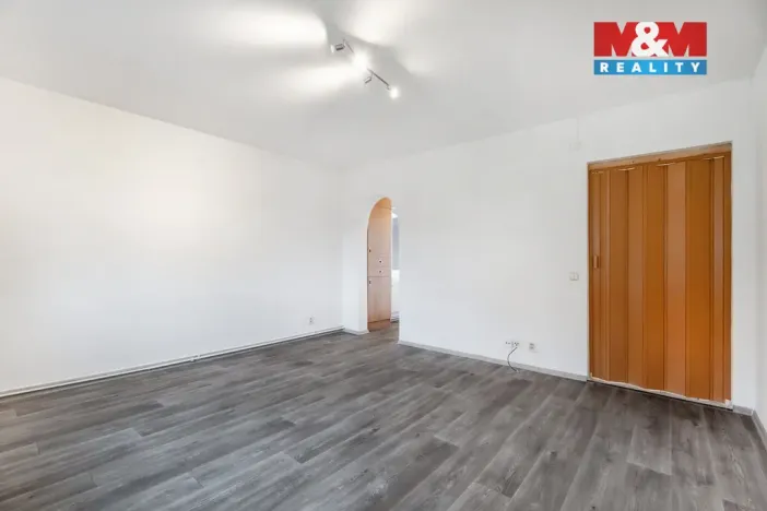 Pronájem bytu 2+1, Liberec, Holubova, 42 m2