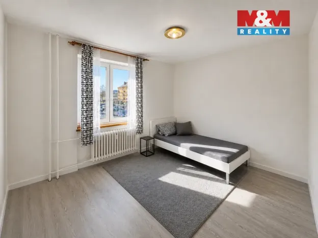 Prodej bytu 3+1, Bukovany, 72 m2