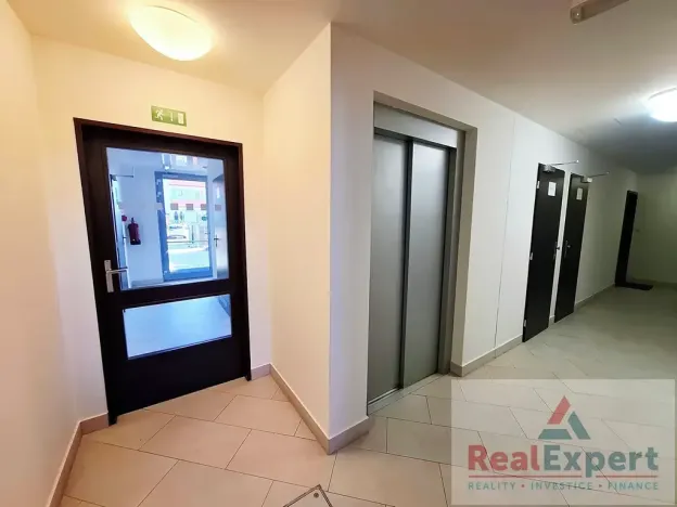 Prodej bytu 3+kk, Praha - Pitkovice, Lošáková, 86 m2