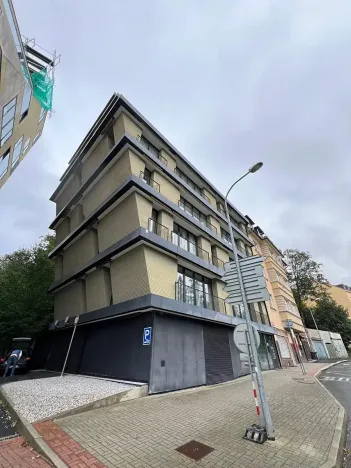 Prodej bytu 3+kk, Karlovy Vary, Pražská silnice, 102 m2