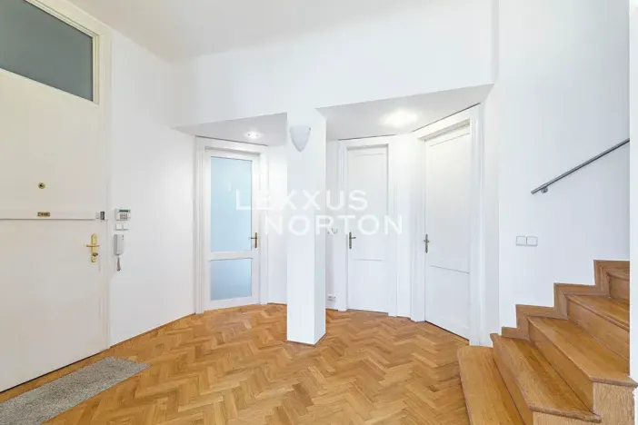 Pronájem bytu 3+1, Praha - Hradčany, Na baště sv. Ludmily, 140 m2