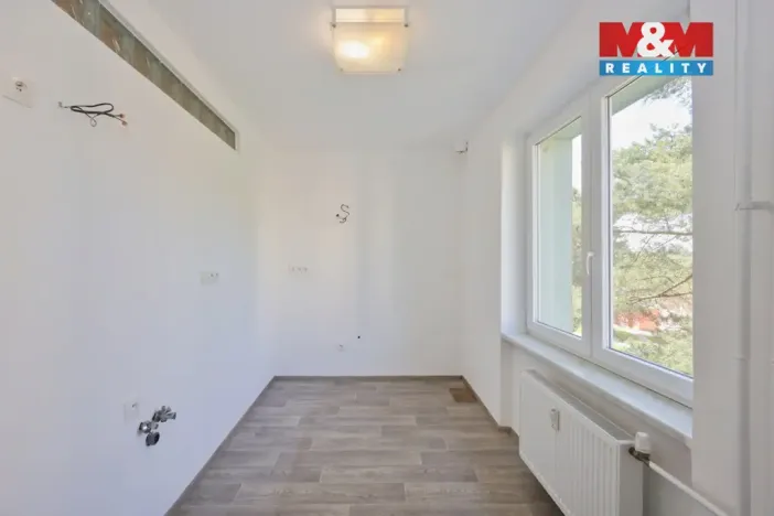 Prodej bytu 2+kk, Žďár nad Sázavou - Žďár nad Sázavou 4, Wolkerova, 70 m2