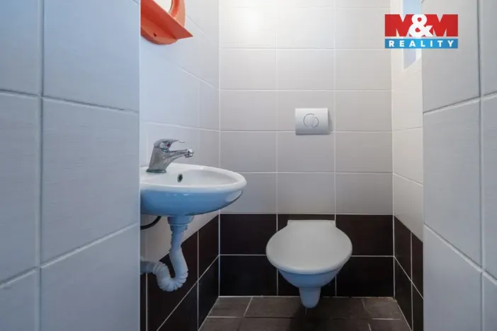 Prodej činžovního domu, Chomutov, Husova, 308 m2