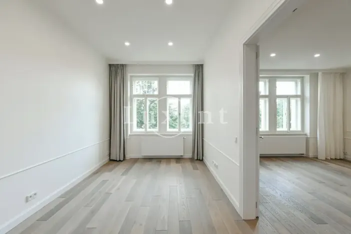 Pronájem bytu 4+kk, Praha - Vinohrady, náměstí Jiřího z Poděbrad, 107 m2