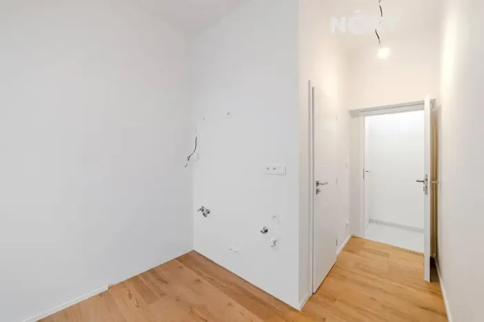 Prodej bytu 1+kk, Praha - Vysočany, Kolmá, 16 m2