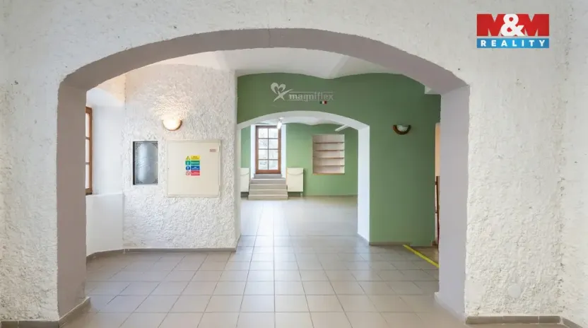 Pronájem obchodního prostoru, Litomyšl - Litomyšl-Město, Braunerovo nám., 102 m2