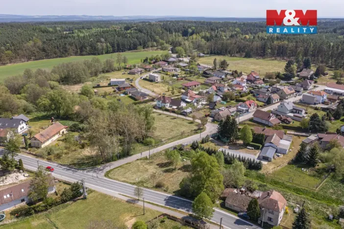 Prodej pozemku pro bydlení, Veliny, 1402 m2