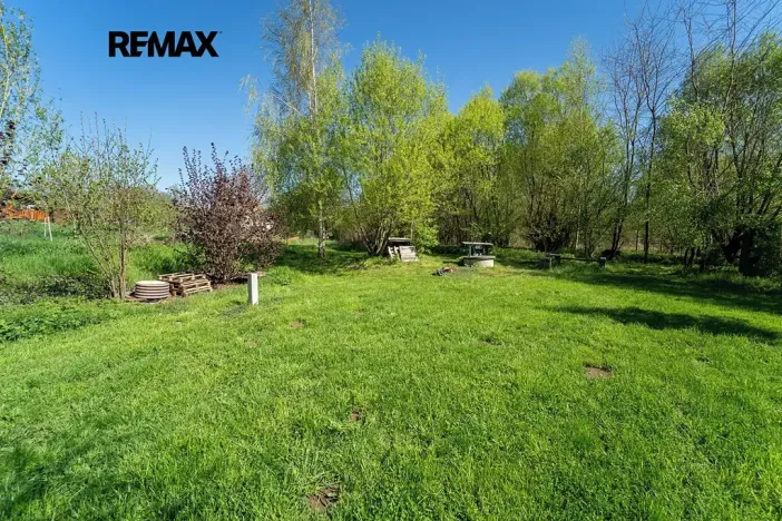 Prodej pozemku, Vlastějovice, 2100 m2