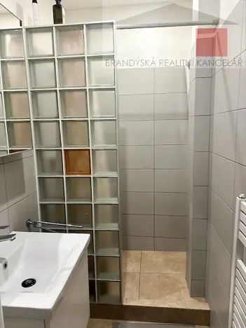 Pronájem pokoje, Praha - Vysočany, Na břehu, 16 m2