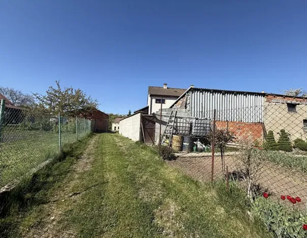 Prodej rodinného domu, Vážany, 702 m2