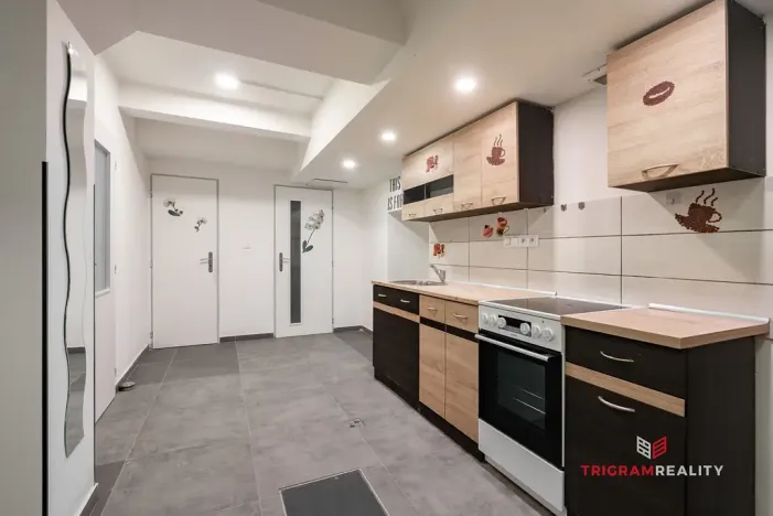 Pronájem bytu 3+1, Hradec Králové - Pražské Předměstí, Břetislavova, 77 m2