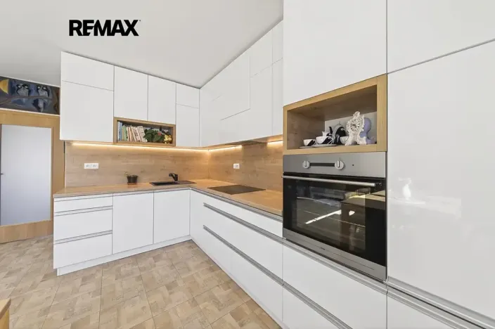 Prodej bytu 2+kk, Plzeň, Chvojová, 57 m2