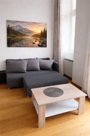 Pronájem bytu 2+kk, Praha - Bubeneč, Korunovační, 36 m2