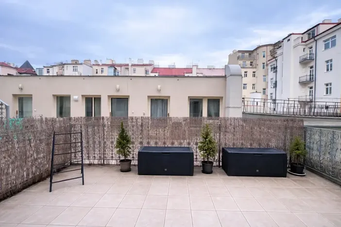 Pronájem bytu 2+kk, Praha - Bubeneč, Korunovační, 36 m2