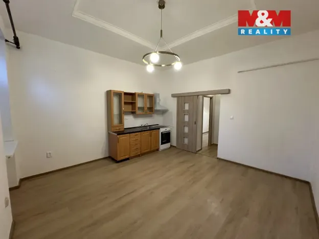 Pronájem bytu 2+kk, Ústí nad Labem - Ústí nad Labem-centrum, Bělehradská, 34 m2