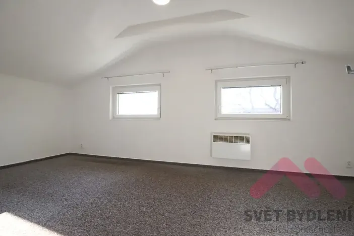 Pronájem bytu 2+1, Praha - Slivenec, Pod rybníkem, 48 m2