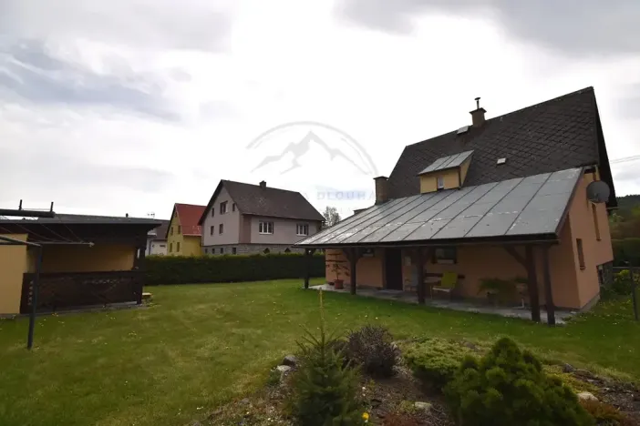 Prodej rodinného domu, Lipová-lázně, 210 m2