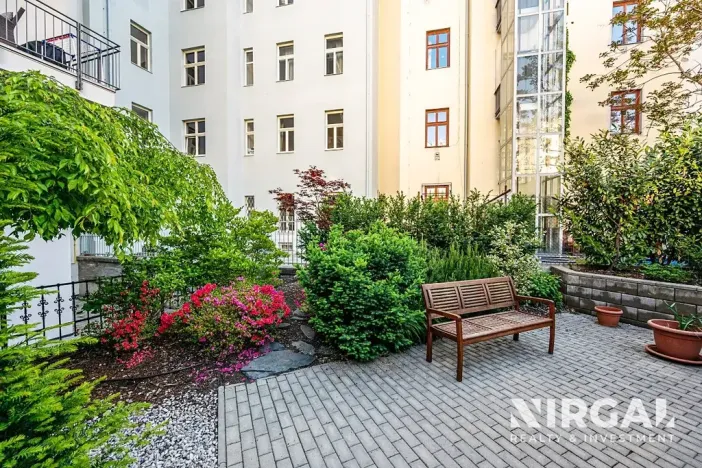 Pronájem bytu 1+kk, Praha - Nové Město, Tyršova, 30 m2