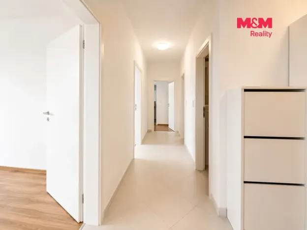 Prodej bytu 4+kk, Praha - Střížkov, Makedonská, 104 m2