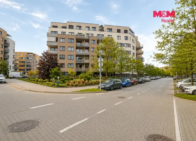Prodej bytu 4+kk, Praha - Střížkov, Makedonská, 104 m2