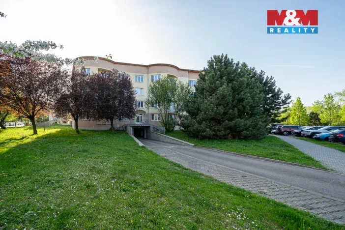 Pronájem bytu 2+kk, Olomouc - Neředín, Rumunská, 53 m2