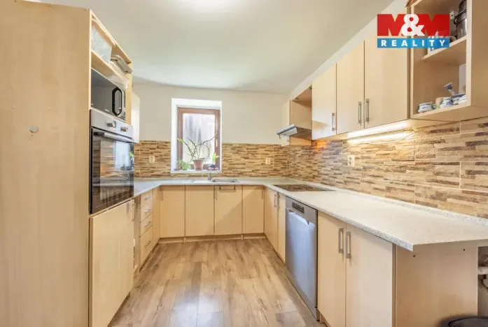 Prodej rodinného domu, Sýkořice, 316 m2