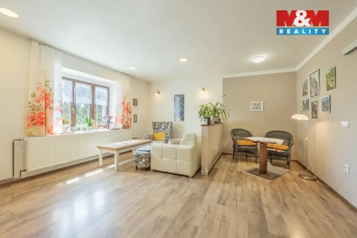Prodej rodinného domu, Sýkořice, 316 m2