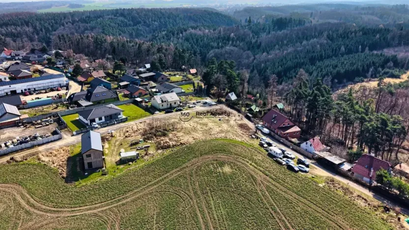 Prodej pozemku, Doubravčice, 594 m2