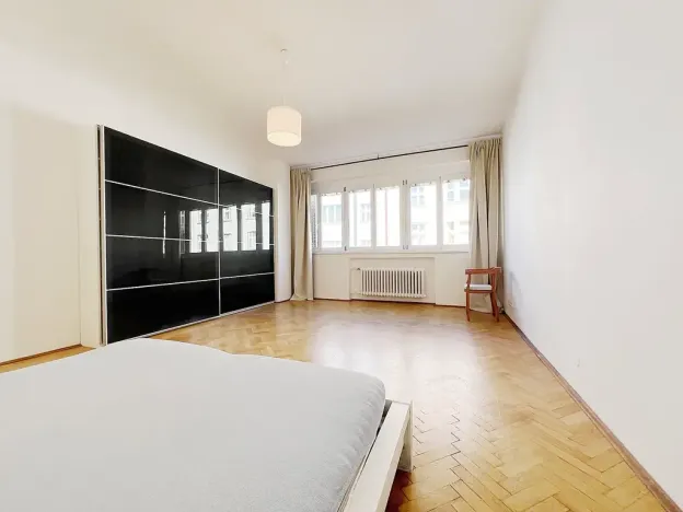 Pronájem bytu 2+kk, Praha - Vinohrady, Velehradská, 59 m2